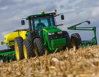 «Волинь-зерно-продукт» оголосила тендер на закупку тракторів